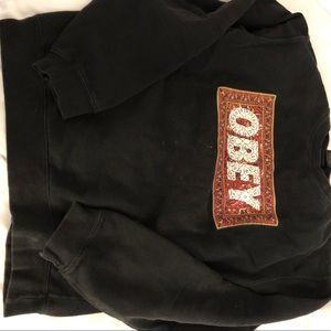 black obey women’s crew neck